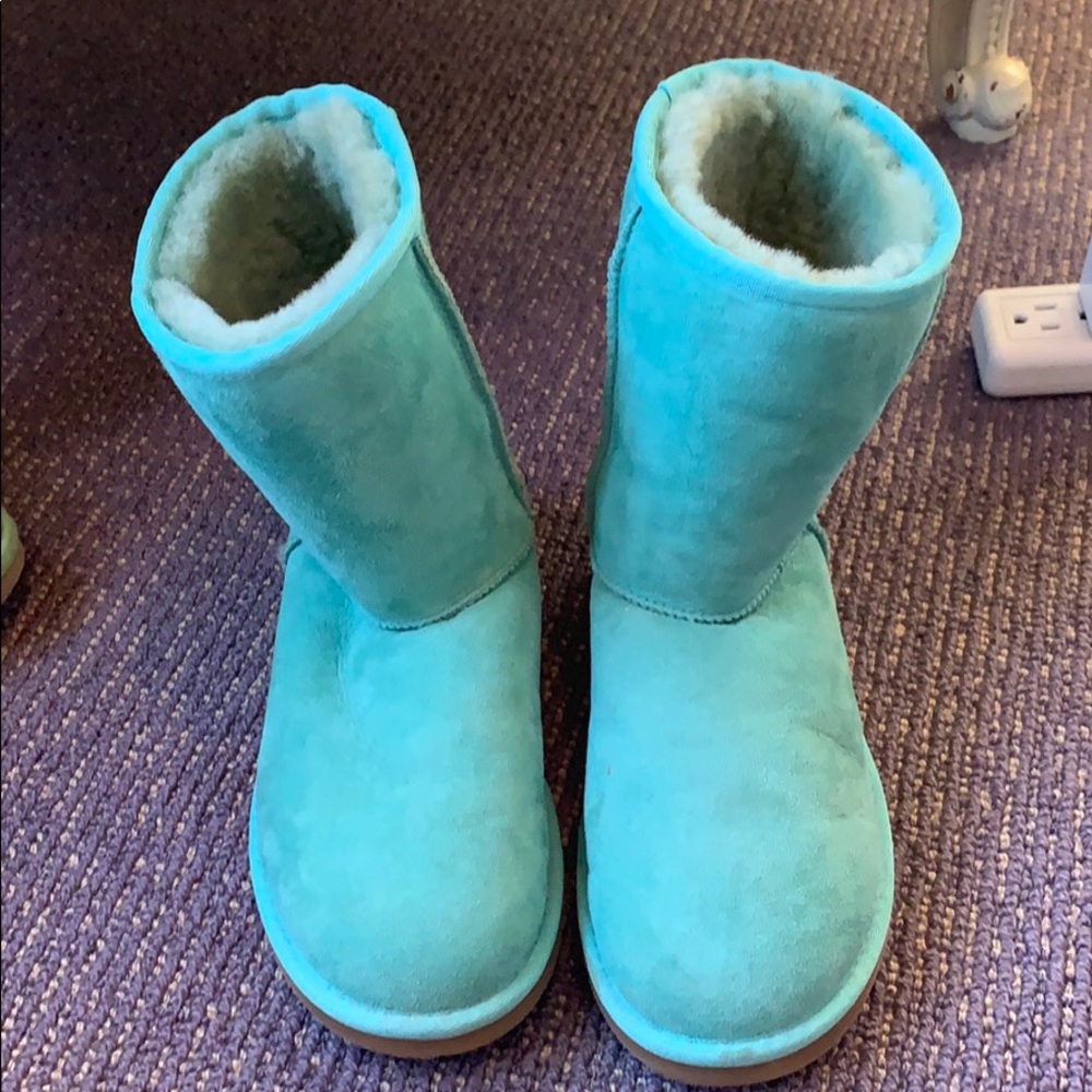 UGG classic boot in aqua NWT 6